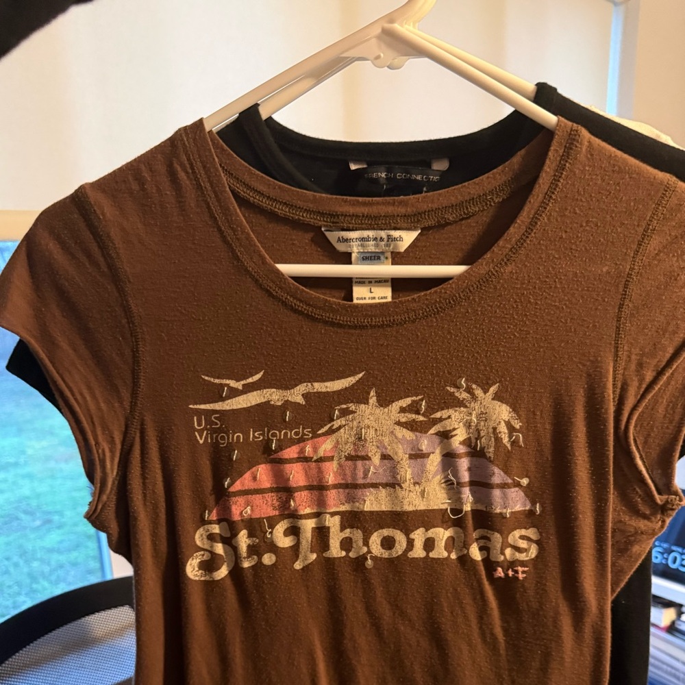 Vintage Abercrombie & Fitch Brown St. Thomas Tee